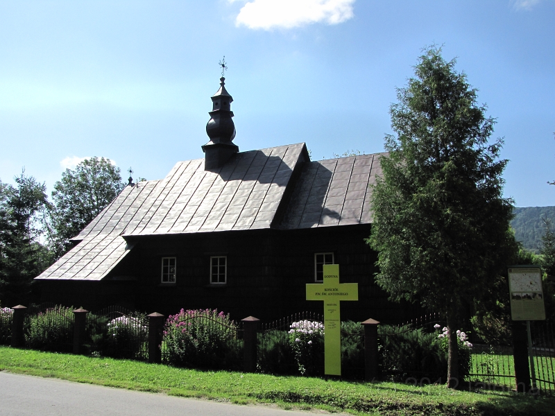 Kirche_10489.JPG