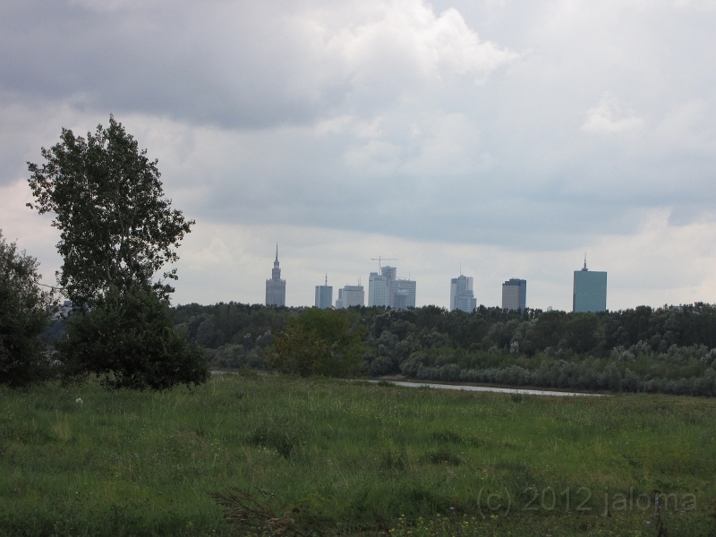 Skyline_Warschau_10995.JPG - Skyline von Warsawa, Baukräne bleiben wohl in den nächsten Jahren noch sichtbar.