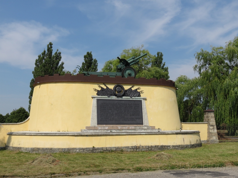 IMG_0009.JPG - Soldatenfriedhof